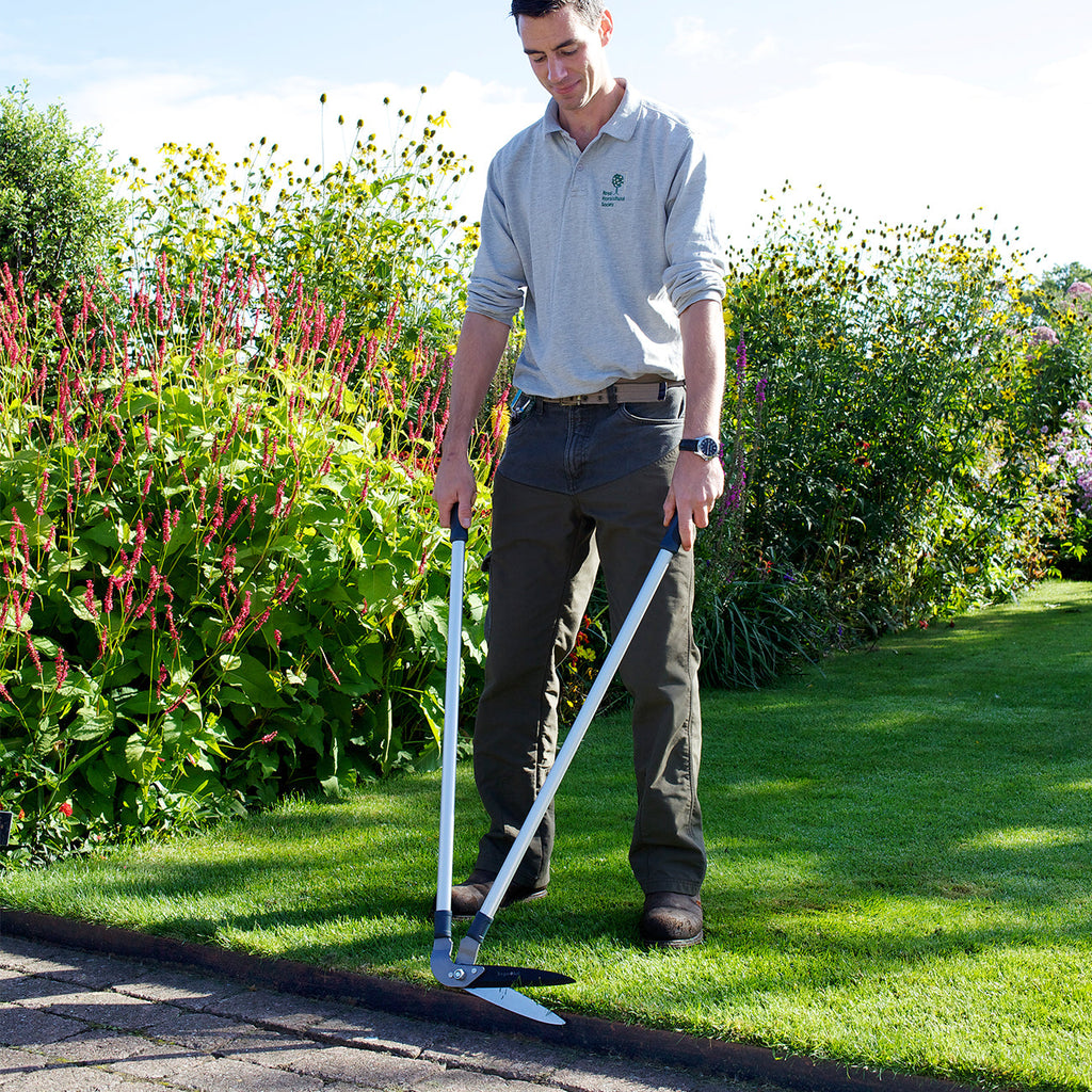 Lawn Edging Shears with Aluminium Shafts and High-Carbon Steel Blades